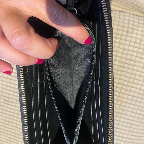 Michael Kors Signature Logo Print Jet Set Long Zip Around Wallet - Picture 9 of 11